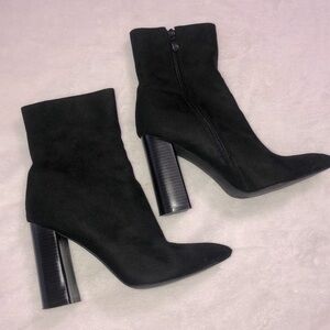 Boohoo Black Faux Suede‎ Pointed Boots